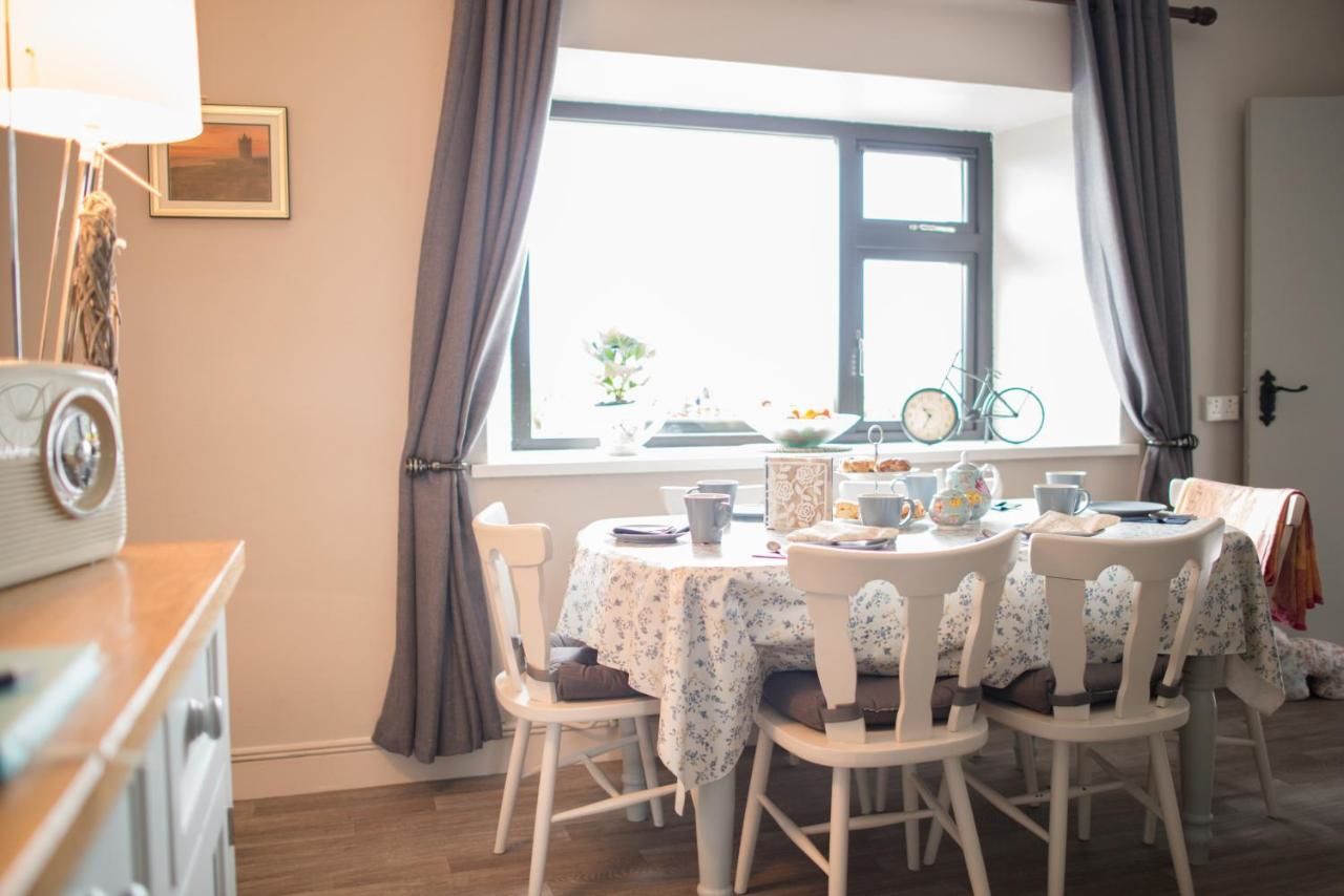 Дома для отпуска Rose Meadow Cottage Лисканнор