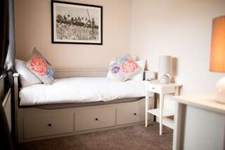 Дома для отпуска Rose Meadow Cottage Лисканнор Дом с 4 спальнями-21
